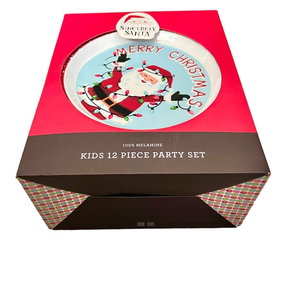 NIB Kid’s Santa Melamine Dinnerware Setting for 4 - Picture 5 of 6
